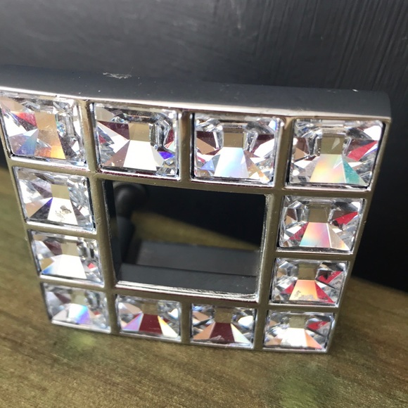 Stainless Steel & Crystal Square Drawer Pull - Picture 7 of 8